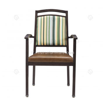Chaises de restauration en bois modernes de style minimaliste